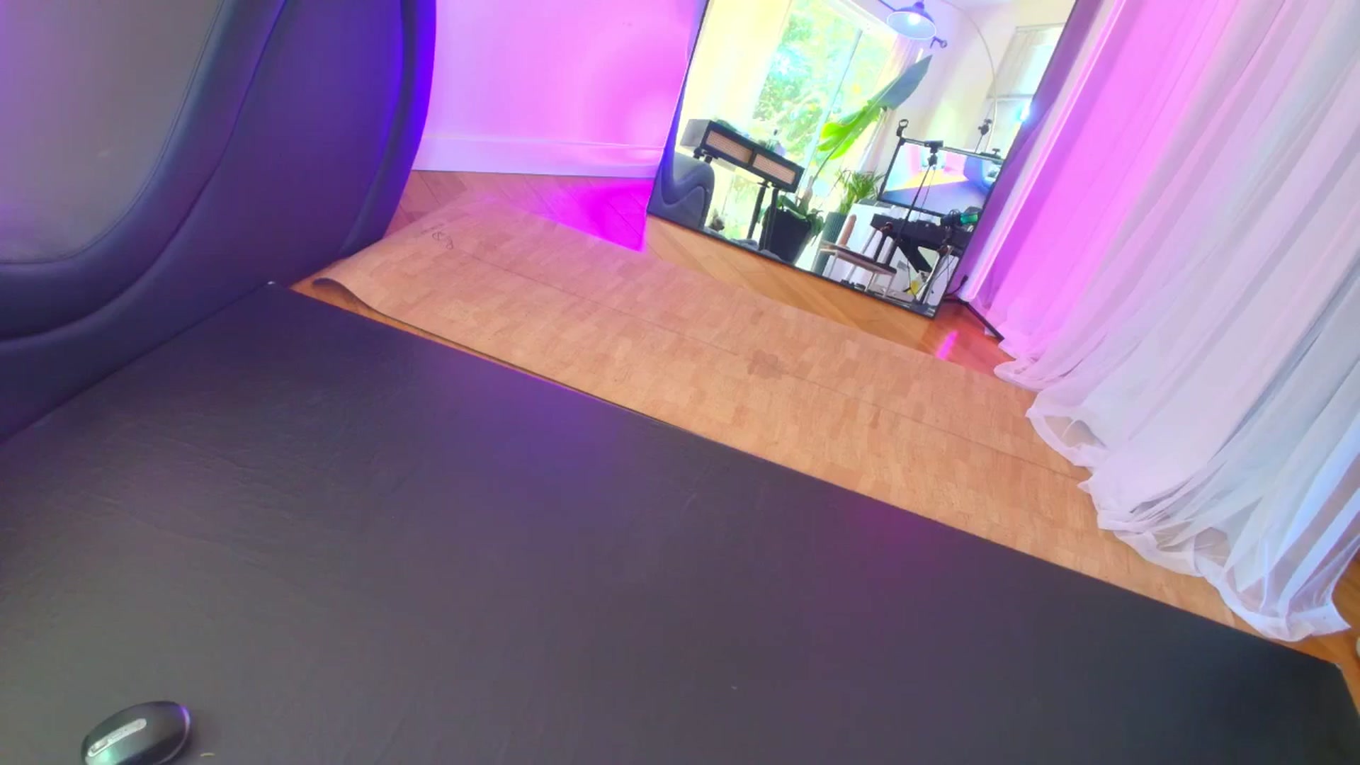 Gallery image thumbnail from ada_lovelace's myfreecams stream on, 08/12/2025, 04:35 image 8 of 20