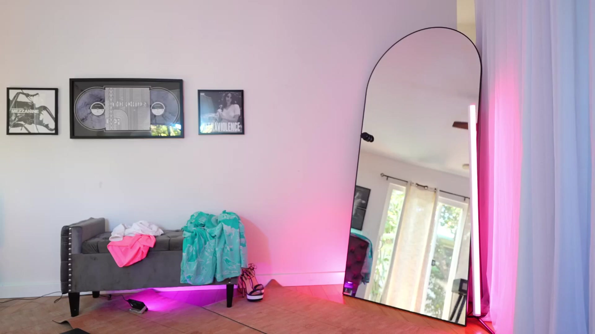 Gallery image thumbnail from ada_lovelace's myfreecams stream on, 10/05/2025, 24:01 image 16 of 20