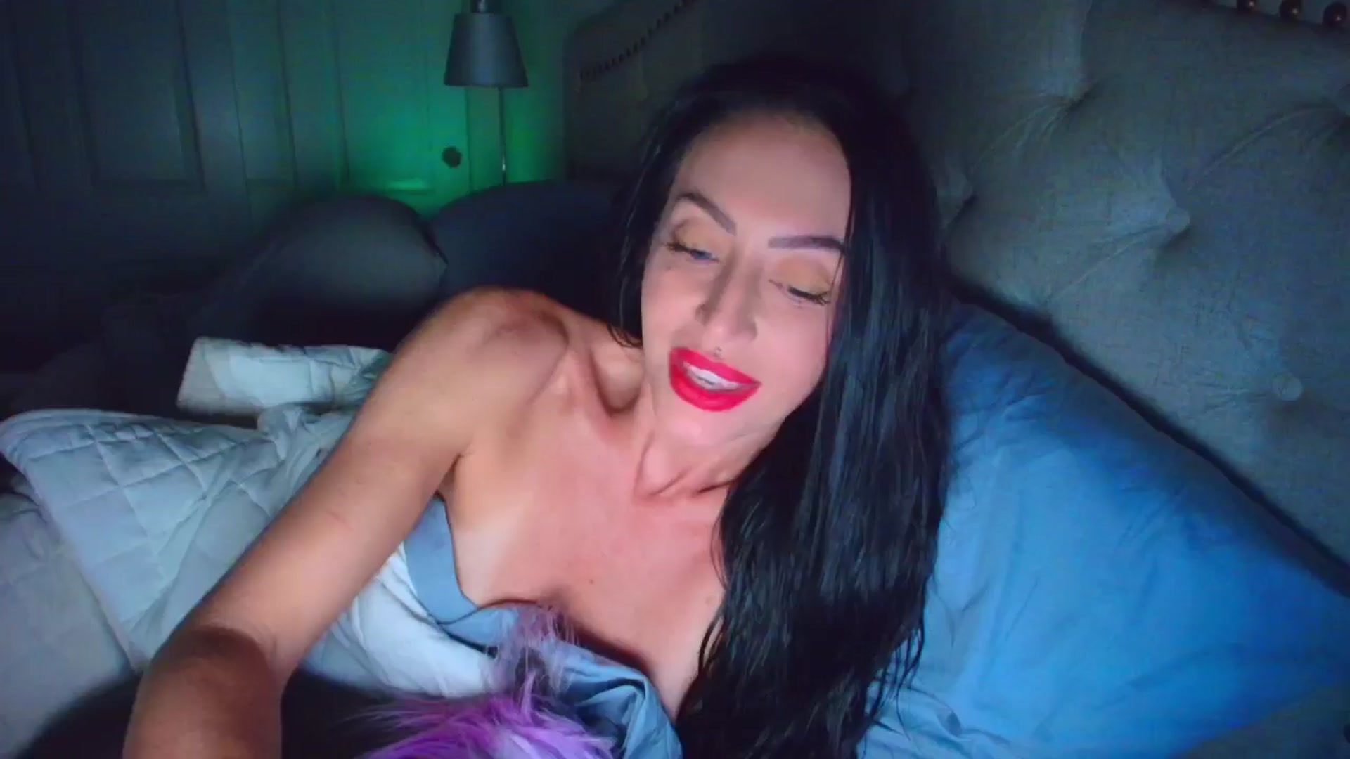Gallery image thumbnail from ada_lovelace's myfreecams stream on, 10/17/2025, 04:43 image 15 of 20