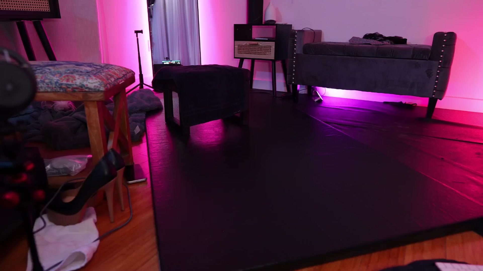 Gallery image thumbnail from ada_lovelace's myfreecams stream on, 10/31/2025, 07:15 image 10 of 20