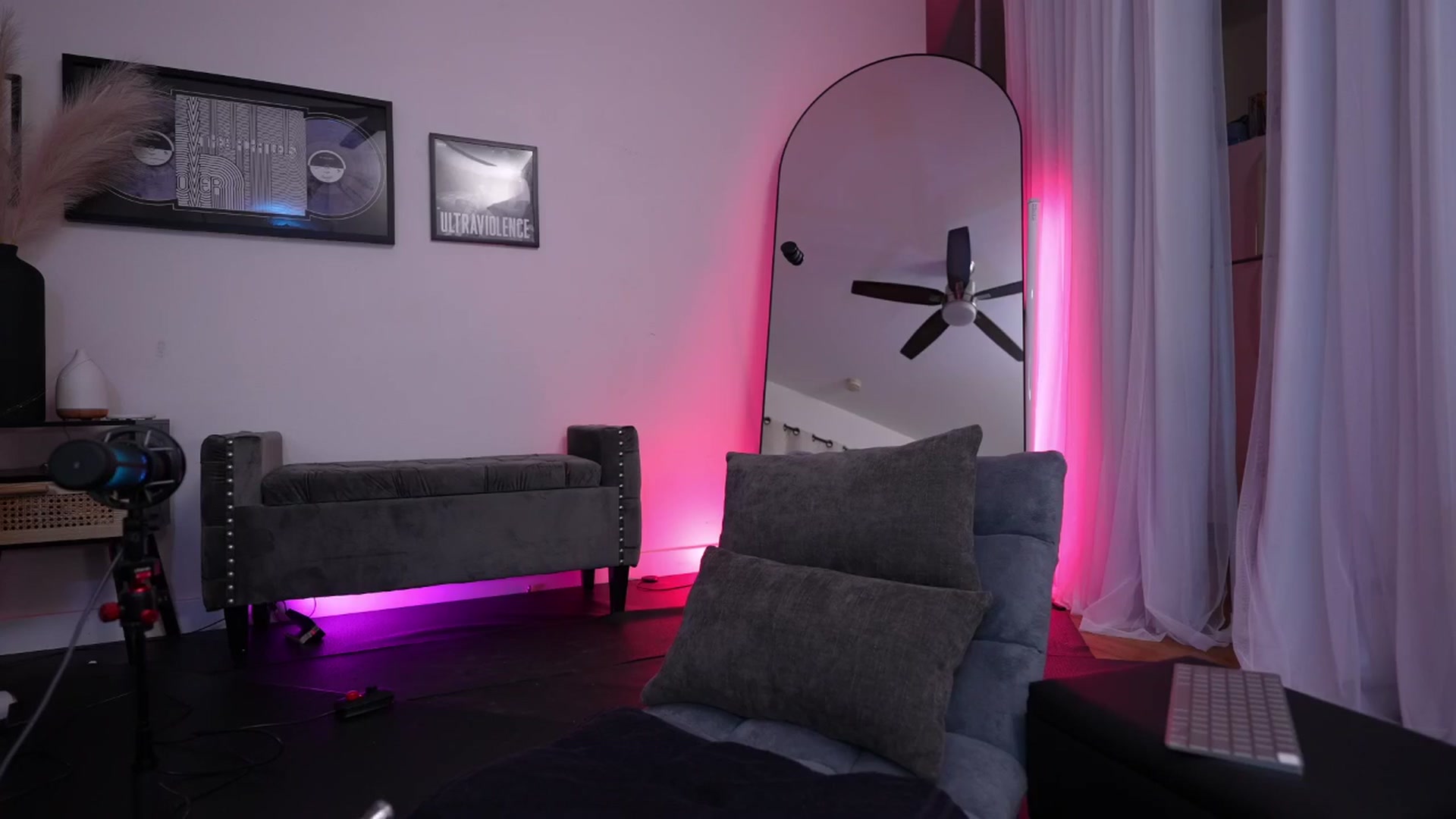 Gallery image thumbnail from ada_lovelace's myfreecams stream on, 11/15/2025, 04:38 image 16 of 20