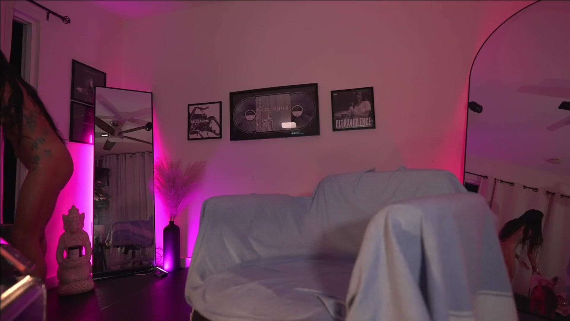 Gallery image thumbnail from ada_lovelace's myfreecams stream on, 01/01/2026, 06:39 image 2 of 20