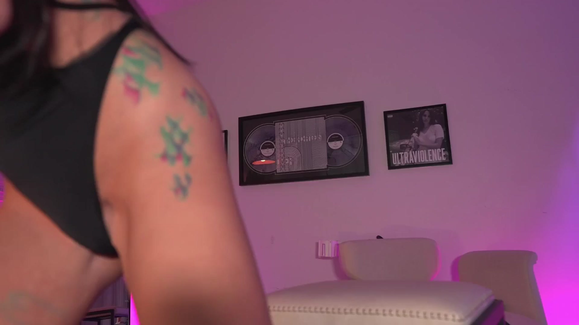 Gallery image thumbnail from ada_lovelace's myfreecams stream on, 01/08/2026, 04:22 image 18 of 20