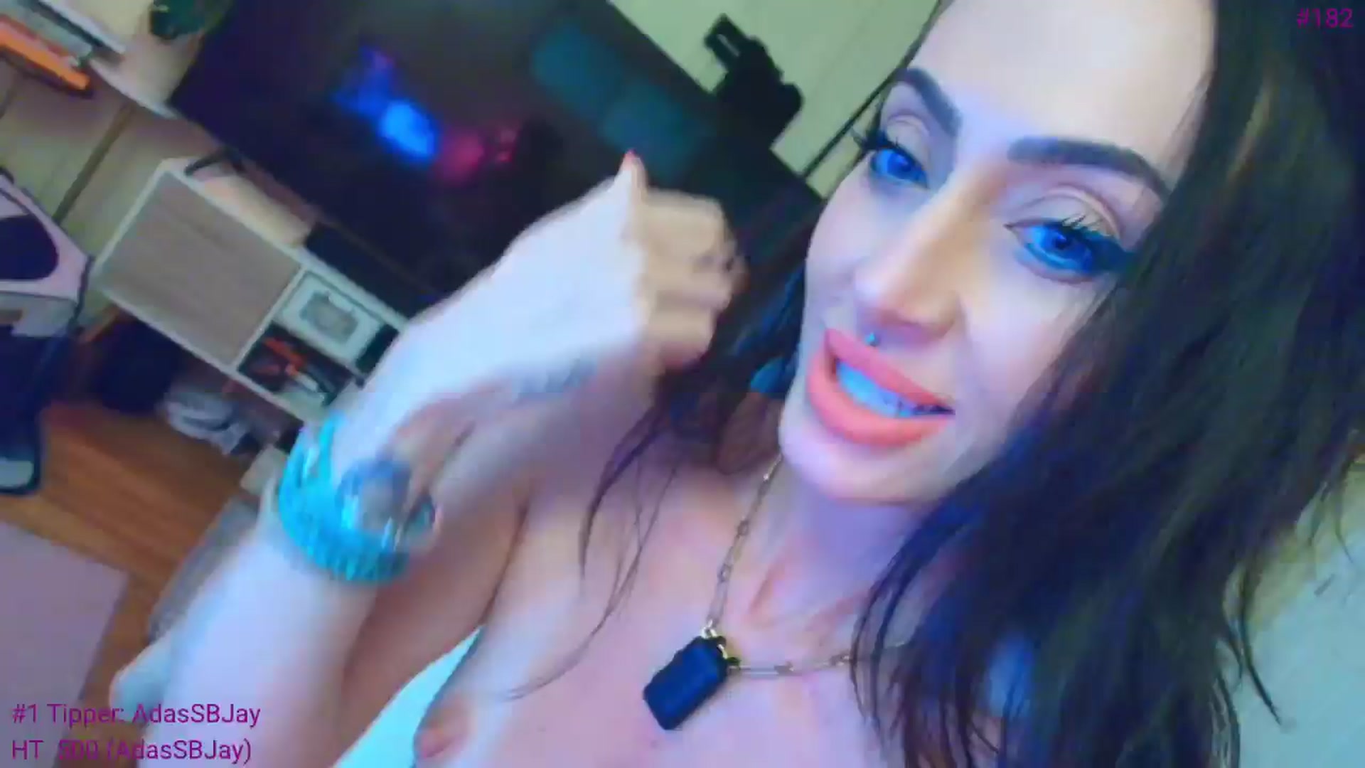 Gallery image thumbnail from ada_lovelace's myfreecams stream on, 03/31/2026, 03:43 image 5 of 20