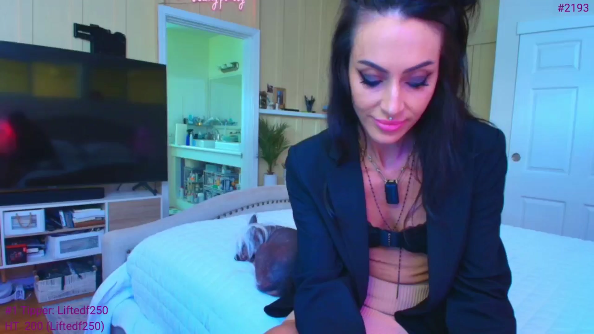 Gallery image thumbnail from ada_lovelace's myfreecams stream on, 04/03/2026, 02:49 image 7 of 20