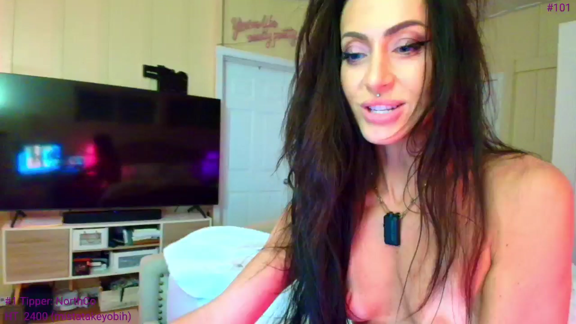 Gallery image thumbnail from ada_lovelace's myfreecams stream on, 04/16/2026, 06:04 image 2 of 20