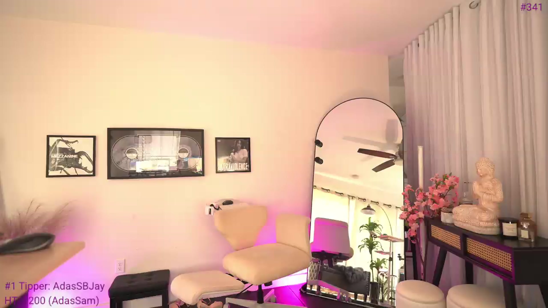 Gallery image thumbnail from ada_lovelace's myfreecams stream on, 05/09/2026, 01:56 image 18 of 20