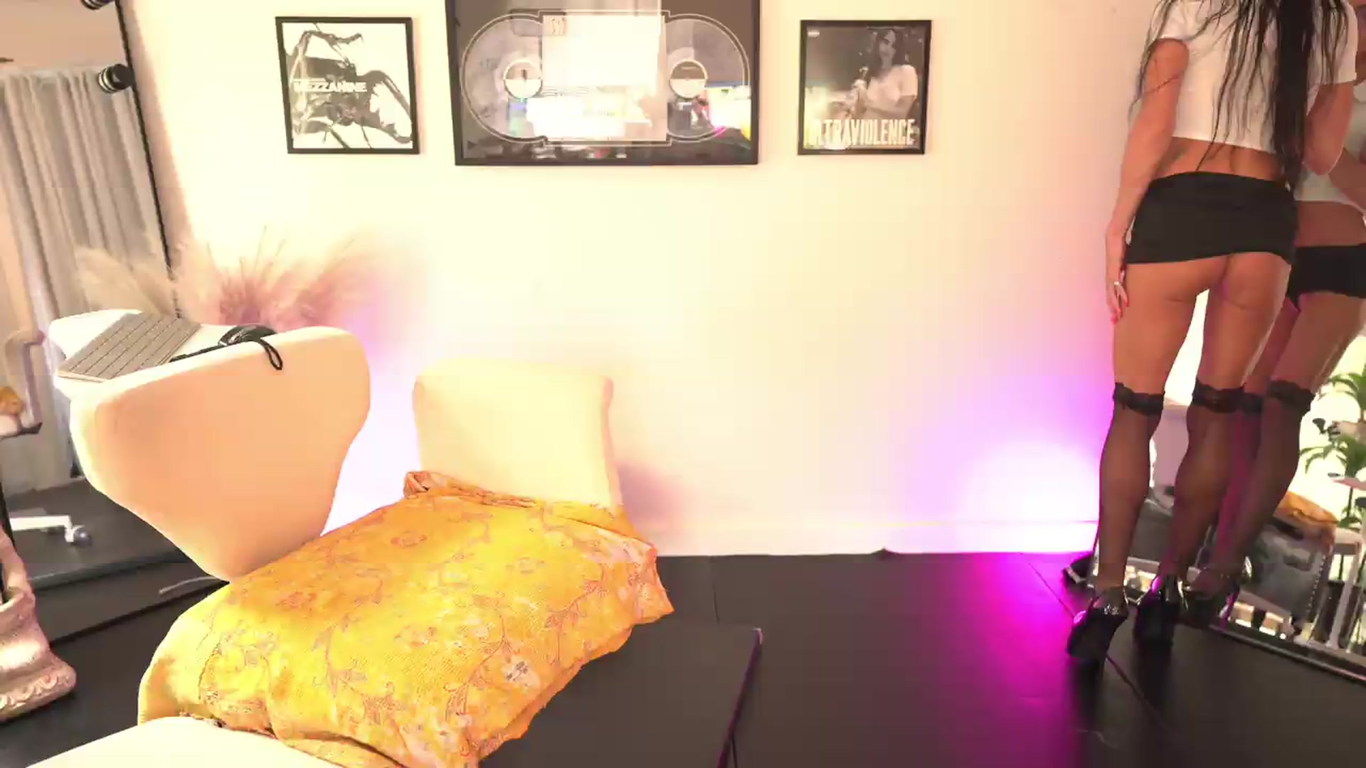 Gallery image thumbnail from ada_lovelace's myfreecams stream on, 05/10/2026, 01:32 image 4 of 20