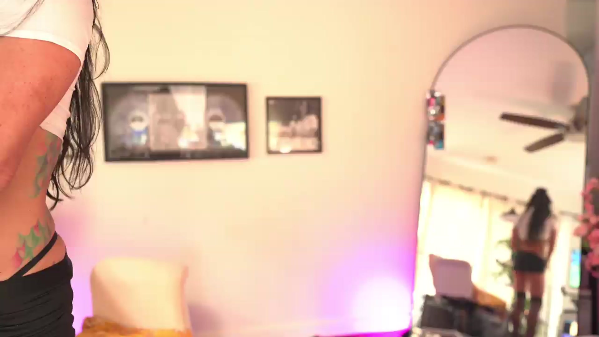 Gallery image thumbnail from ada_lovelace's myfreecams stream on, 05/10/2026, 01:32 image 16 of 20