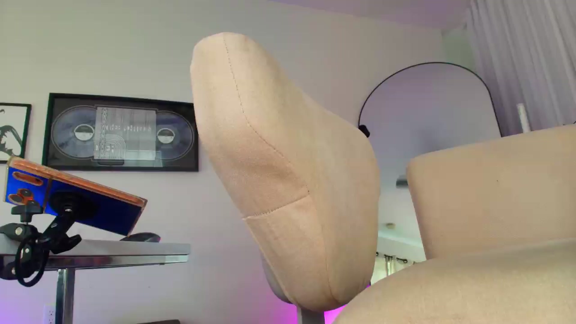 Gallery image thumbnail from ada_lovelace's myfreecams stream on, 06/03/2026, 04:16 image 7 of 20