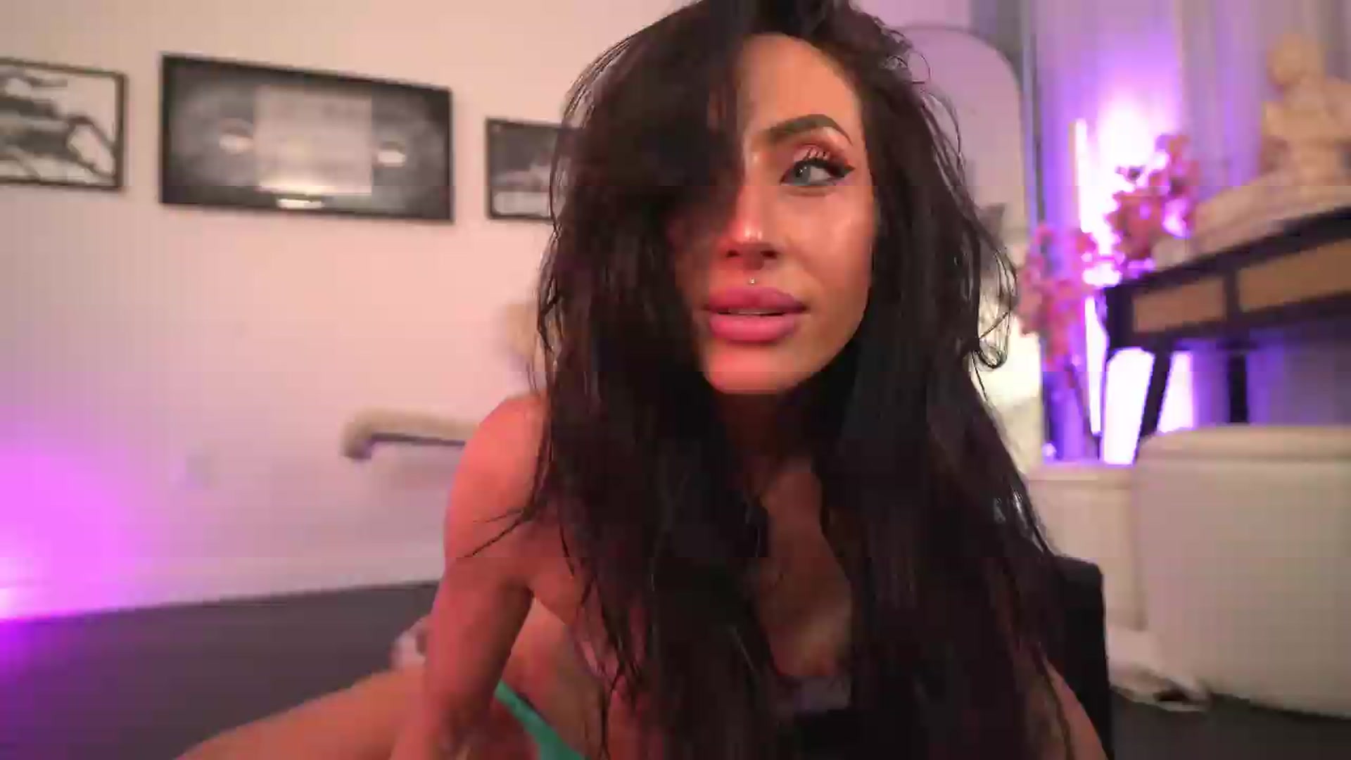 Gallery image thumbnail from ada_lovelace's myfreecams stream on, 06/27/2026, 04:43 image 6 of 20