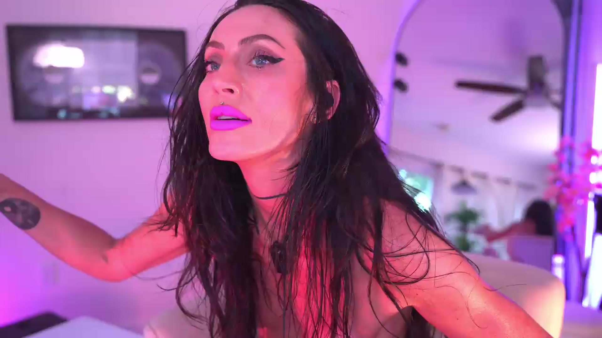 Gallery image thumbnail from ada_lovelace's myfreecams stream on, 07/03/2026, 04:14 image 15 of 20