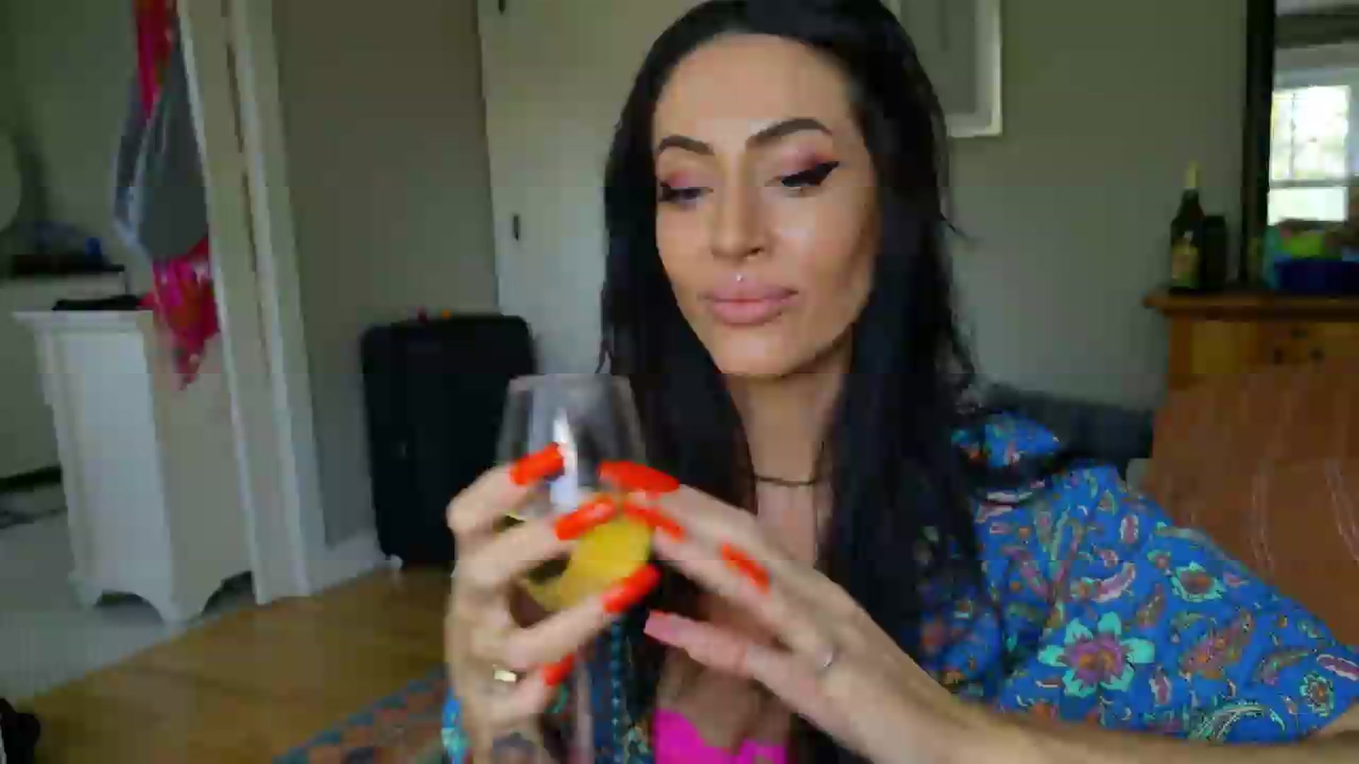 Gallery image thumbnail from ada_lovelace's myfreecams stream on, 08/12/2026, 22:35 image 4 of 20