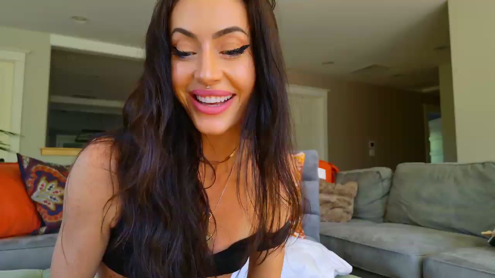 Gallery image thumbnail from ada_lovelace's myfreecams stream on, 08/27/2026, 23:09 image 11 of 20