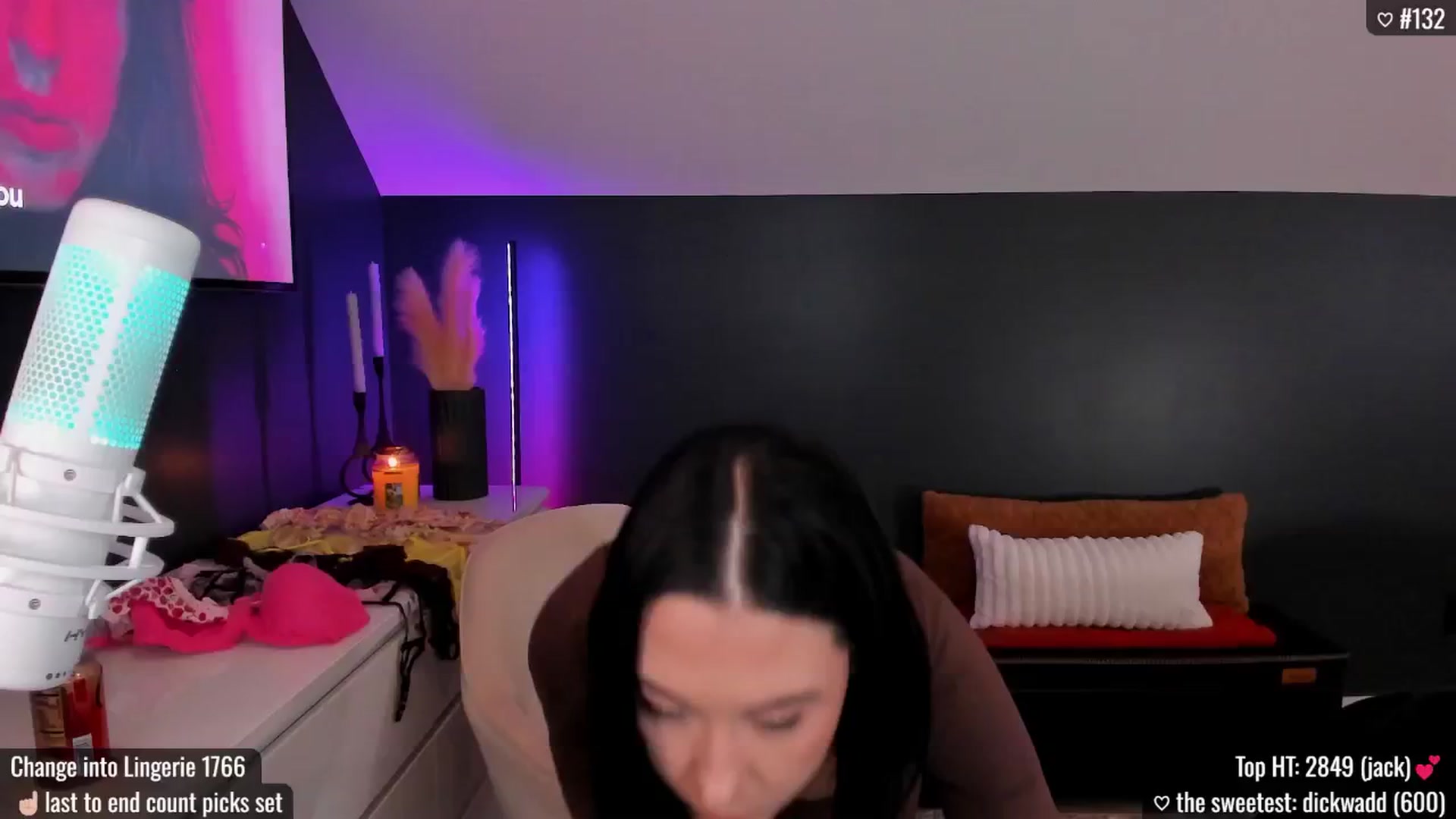 Gallery image thumbnail from addi_x's myfreecams stream on, 02/02/2025, 22:52 image 5 of 20