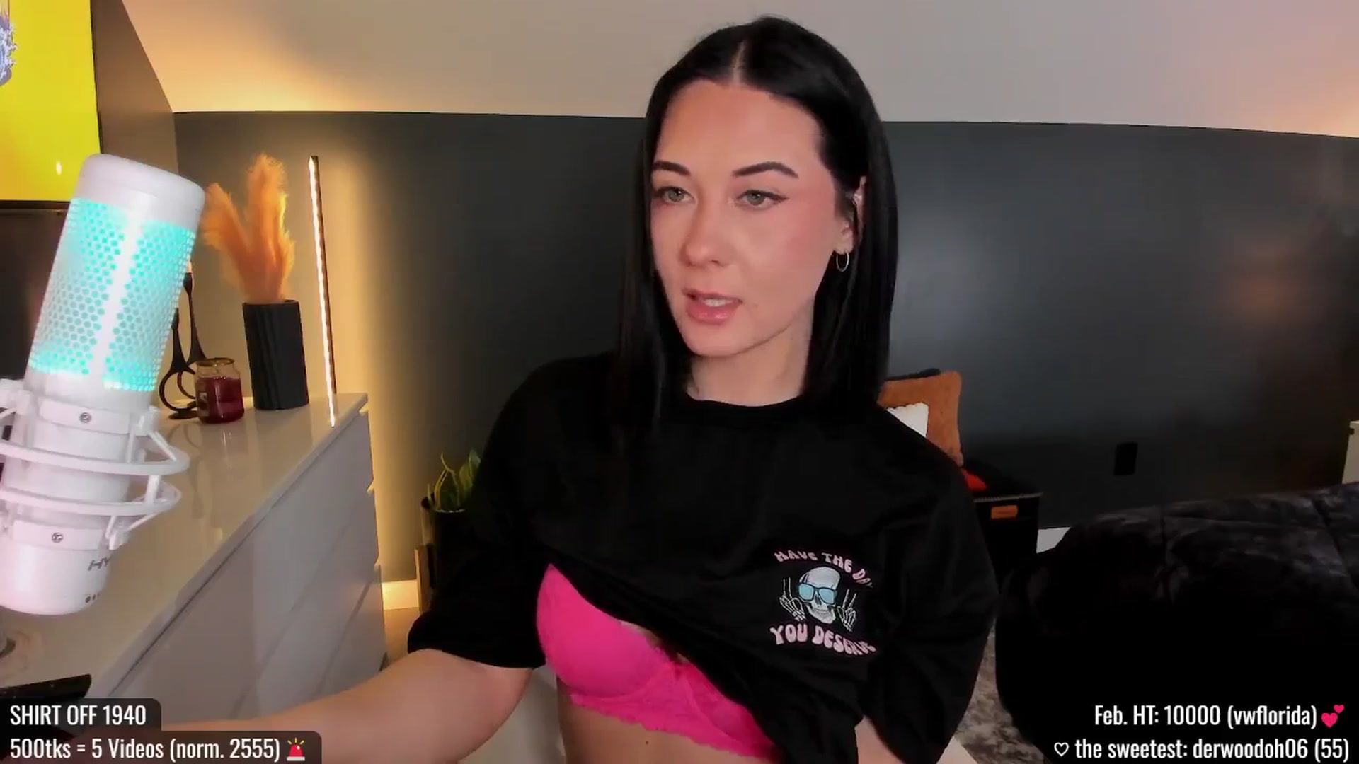 Gallery image thumbnail from addi_x's myfreecams stream on, 02/08/2025, 19:05 image 16 of 20