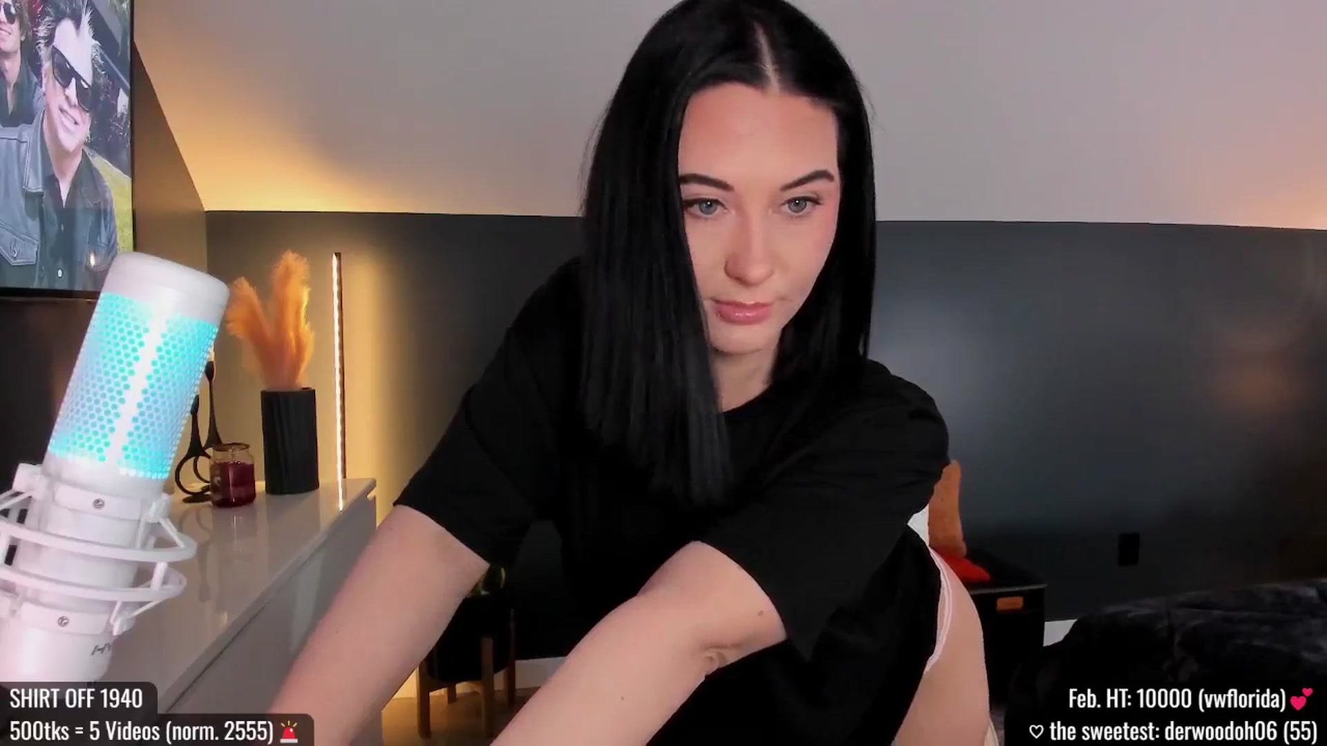 Gallery image thumbnail from addi_x's myfreecams stream on, 02/08/2025, 19:05 image 8 of 20