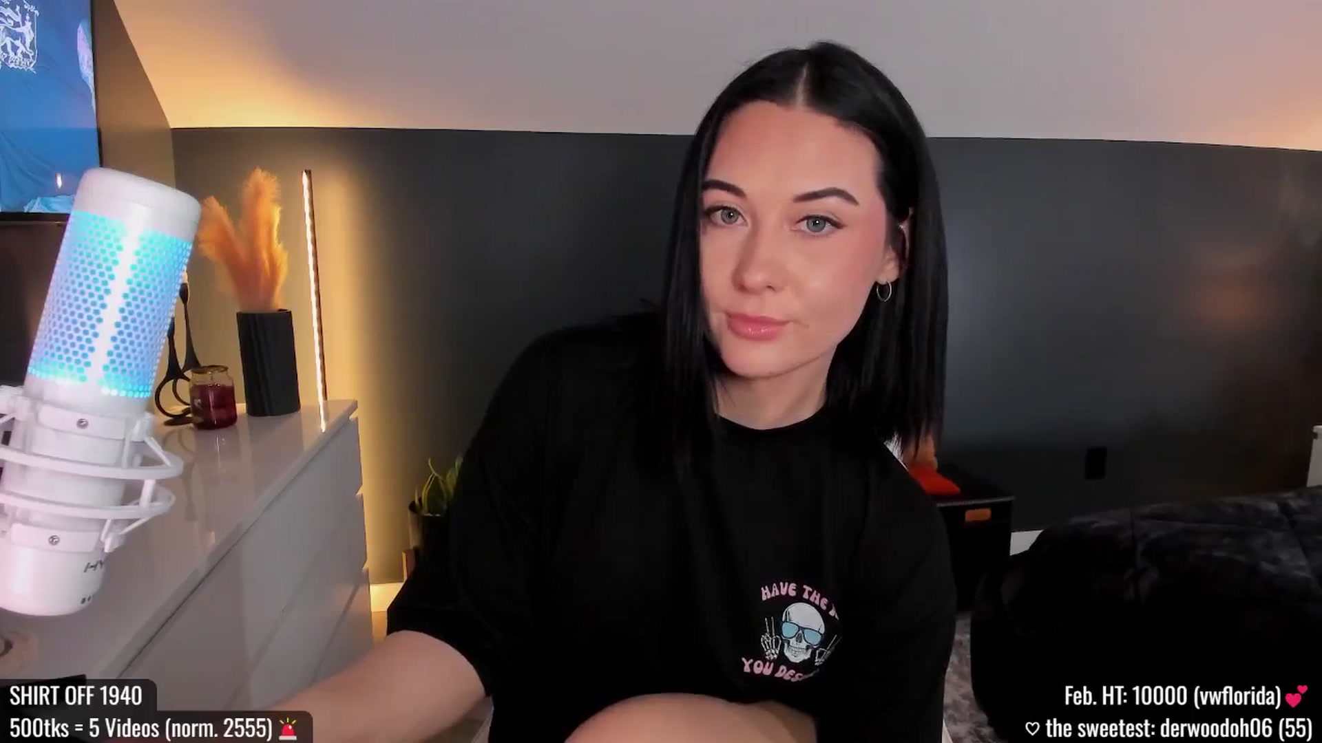 Gallery image thumbnail from addi_x's myfreecams stream on, 02/08/2025, 19:05 image 19 of 20