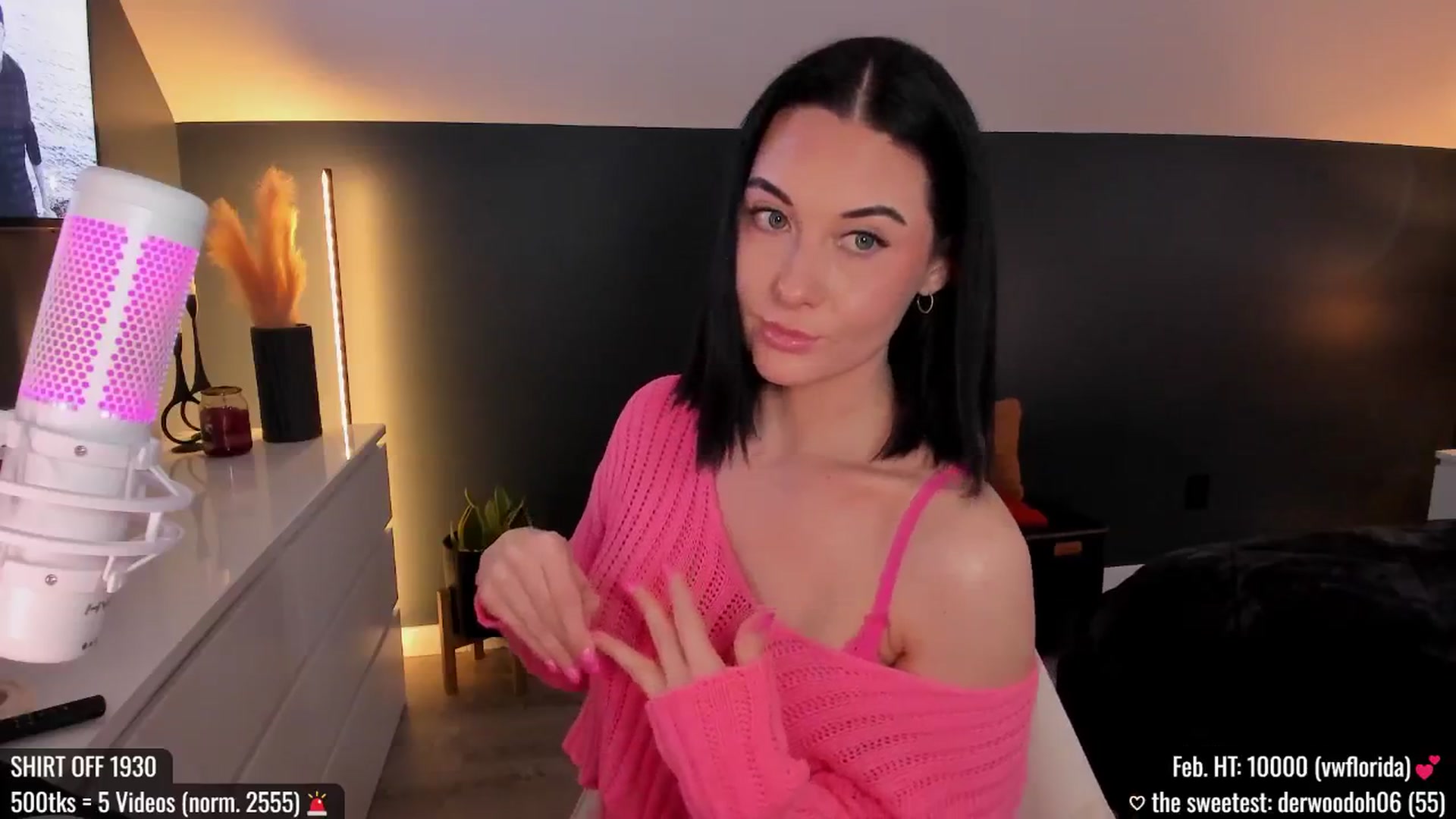 Gallery image thumbnail from addi_x's myfreecams stream on, 02/08/2025, 20:24 image 14 of 20