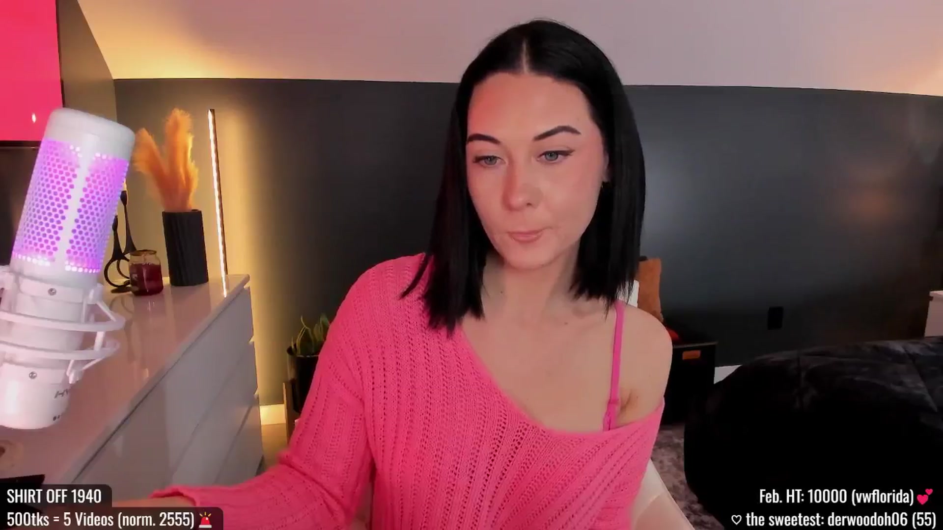 Gallery image thumbnail from addi_x's myfreecams stream on, 02/08/2025, 20:24 image 7 of 20