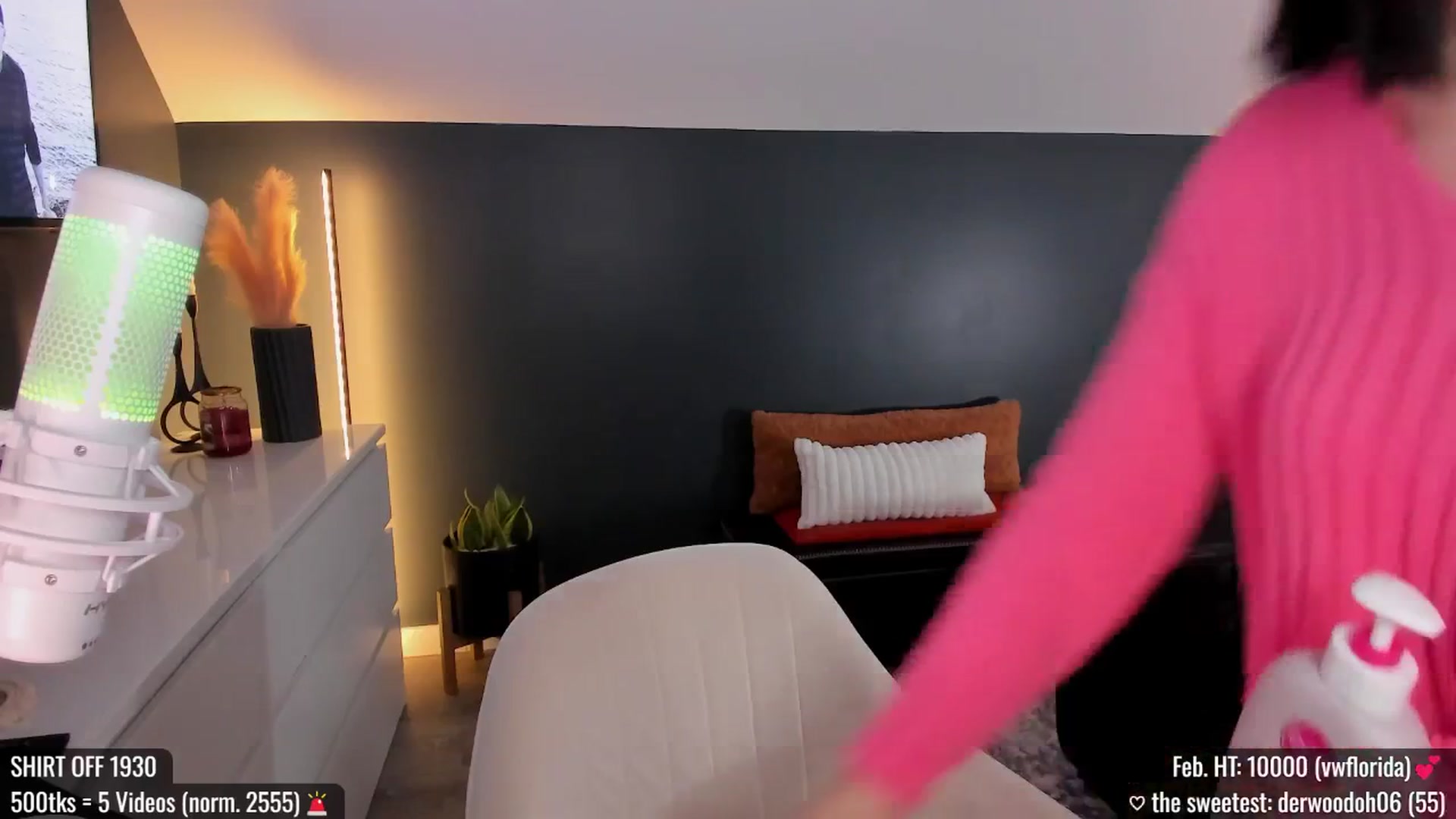 Gallery image thumbnail from addi_x's myfreecams stream on, 02/08/2025, 20:24 image 8 of 20