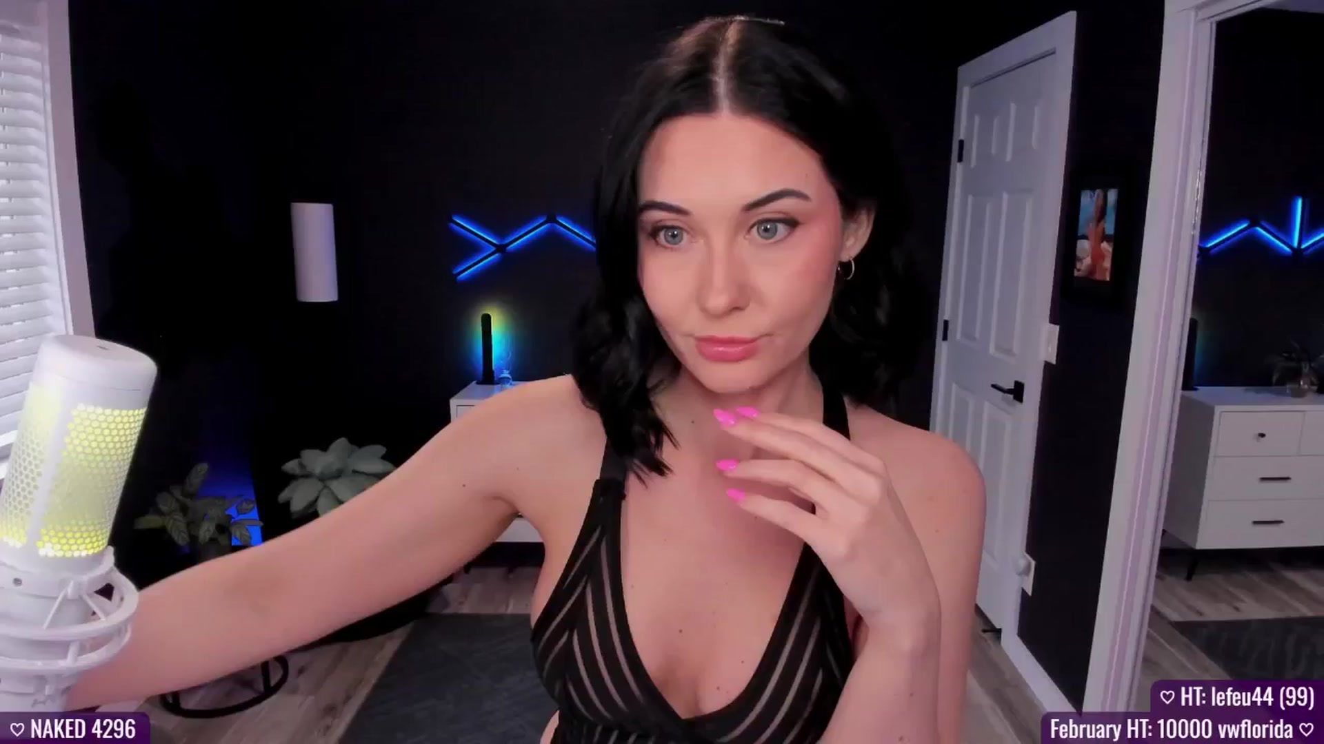 Gallery image thumbnail from addi_x's myfreecams stream on, 02/27/2025, 21:58 image 20 of 20
