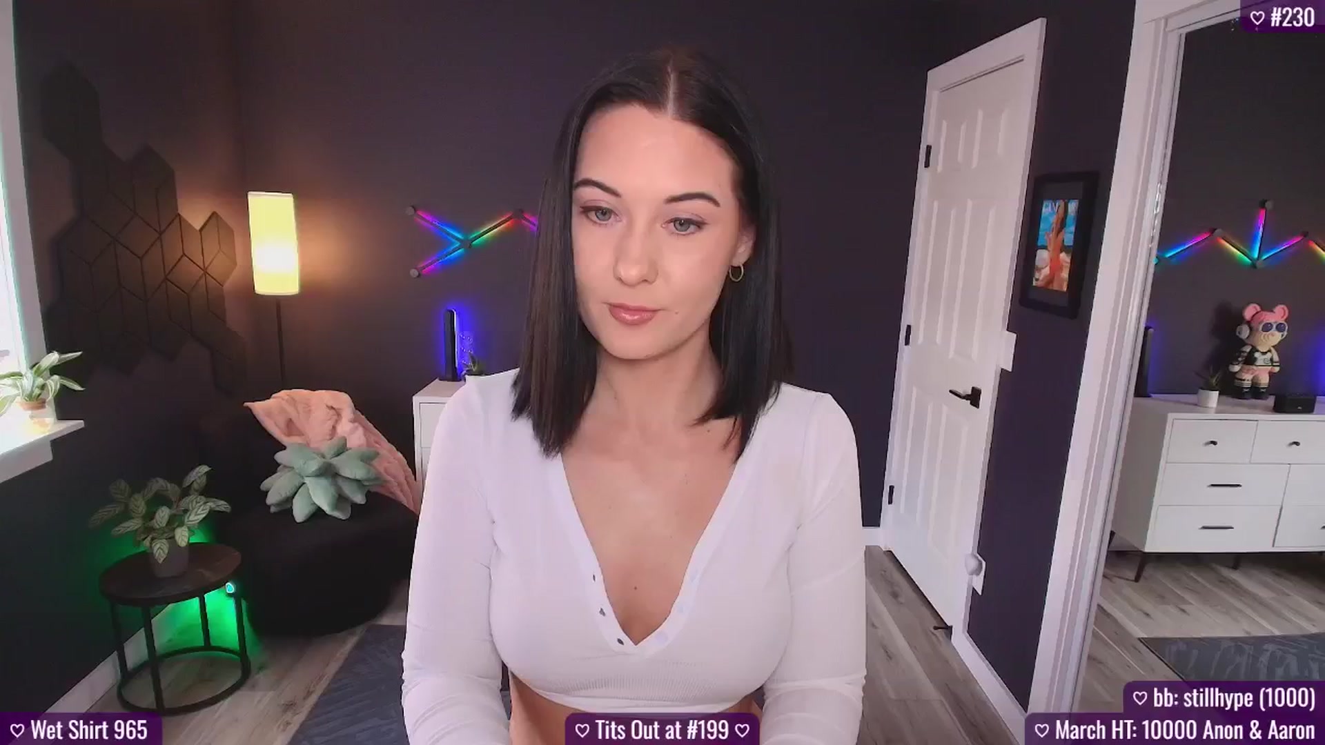 Gallery image thumbnail from addi_x's myfreecams stream on, 03/15/2025, 21:51 image 6 of 20