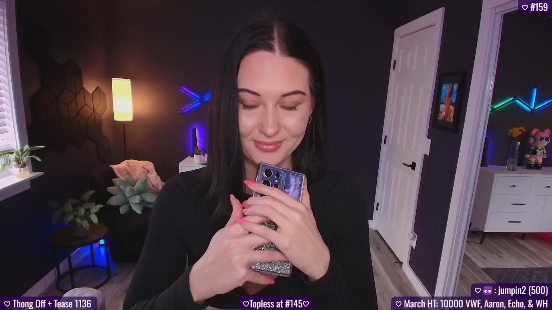 Gallery image thumbnail from addi_x's myfreecams stream on, 03/20/2025, 22:49 image 6 of 20
