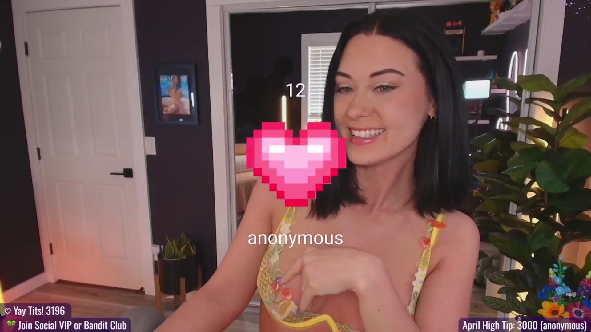 Gallery image thumbnail from addi_x's myfreecams stream on, 04/08/2025, 21:02 image 6 of 20