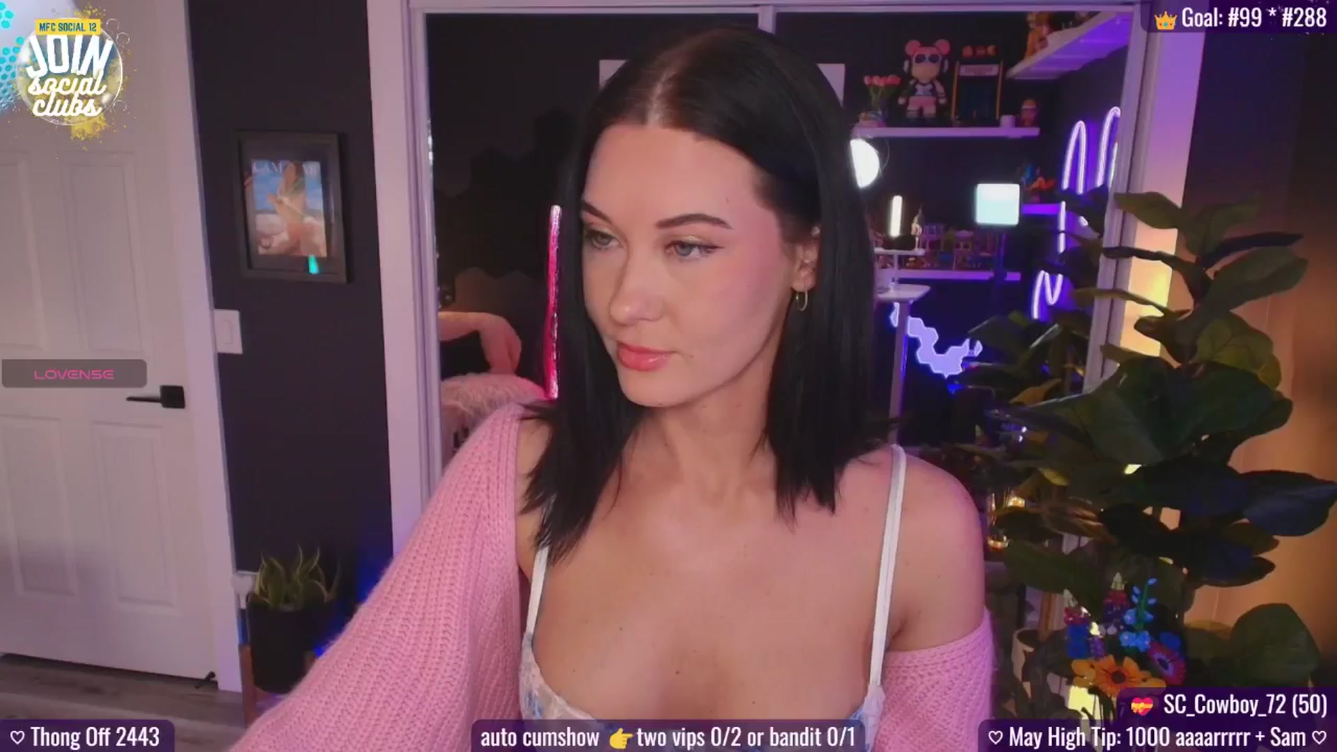 Gallery image thumbnail from addi_x's myfreecams stream on, 05/06/2025, 22:37 image 6 of 20