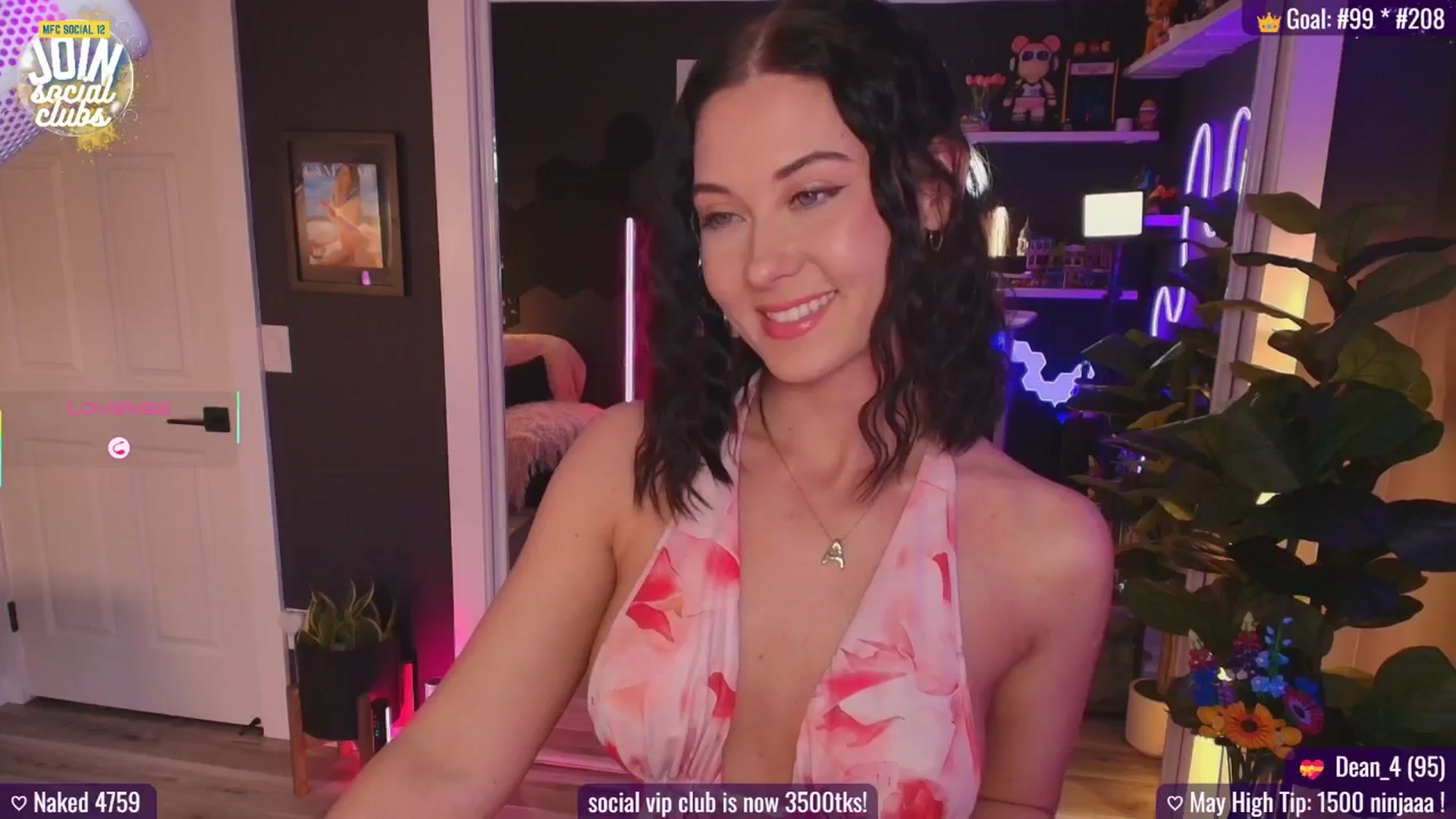 Gallery image thumbnail from addi_x's myfreecams stream on, 05/07/2025, 21:50 image 4 of 20