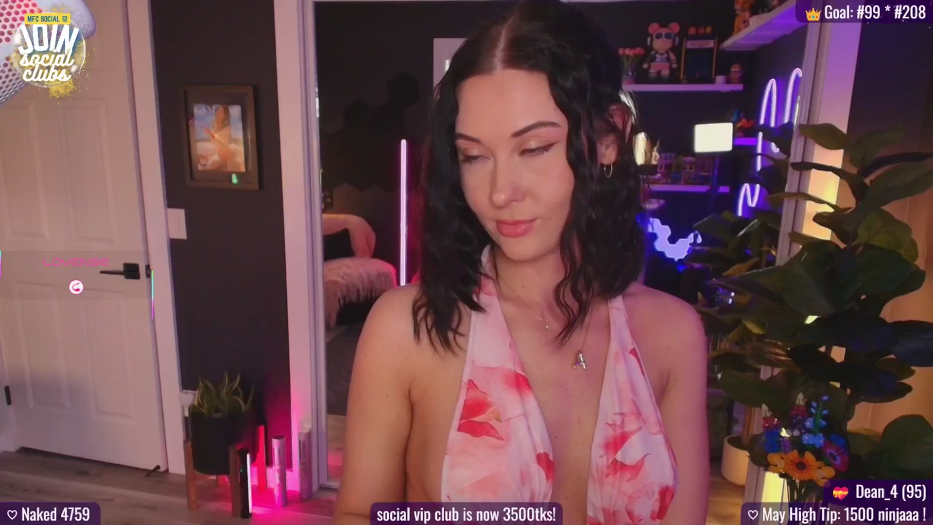 Gallery image thumbnail from addi_x's myfreecams stream on, 05/07/2025, 21:50 image 3 of 20