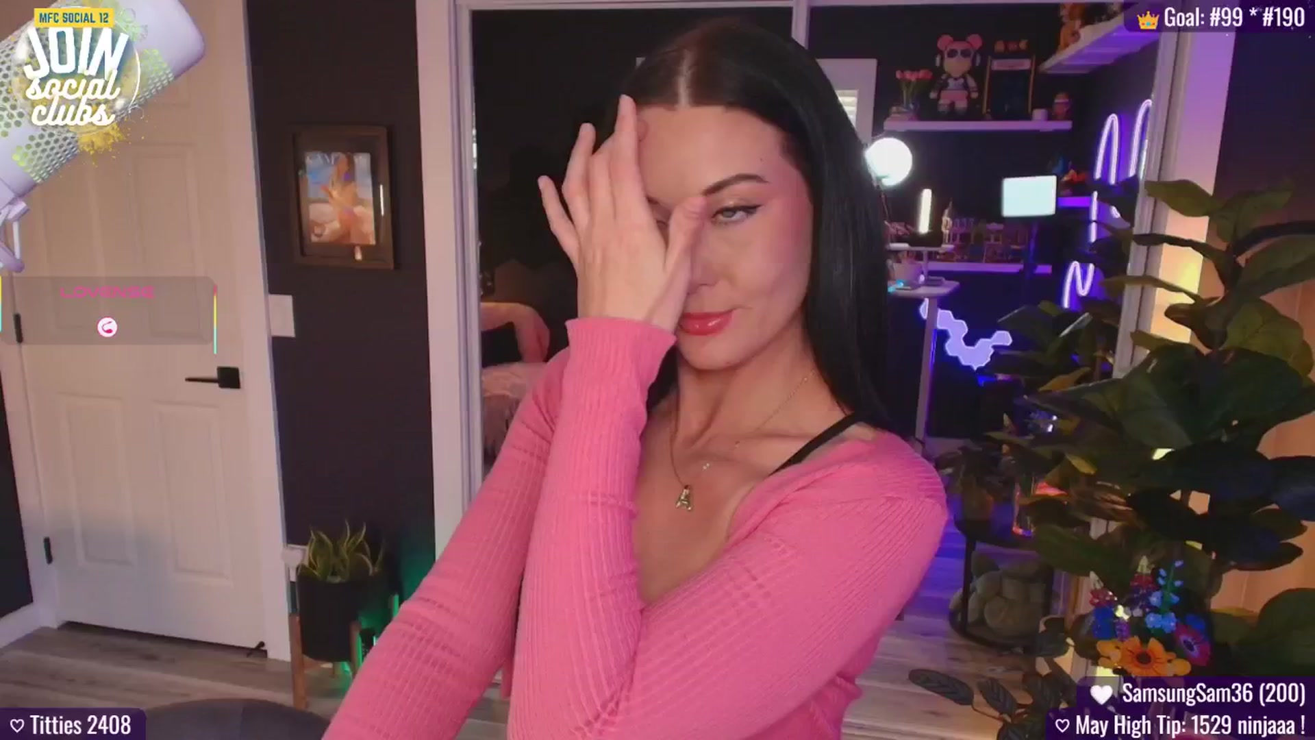 Gallery image thumbnail from addi_x's myfreecams stream on, 05/09/2025, 21:08 image 17 of 20