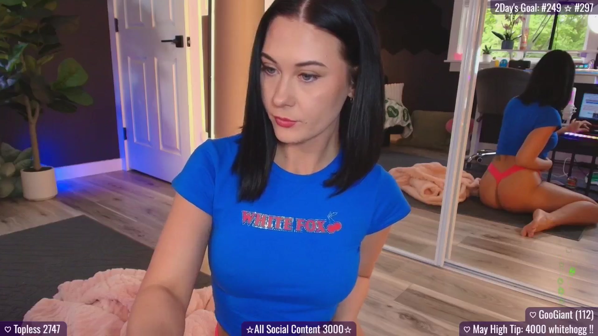 Gallery image thumbnail from addi_x's myfreecams stream on, 05/28/2025, 19:07 image 10 of 20