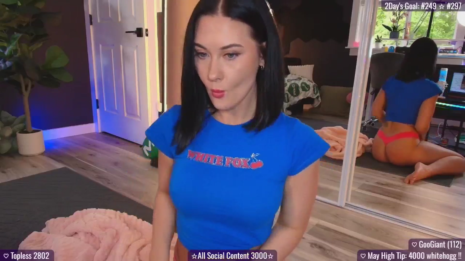 Gallery image thumbnail from addi_x's myfreecams stream on, 05/28/2025, 19:07 image 9 of 20