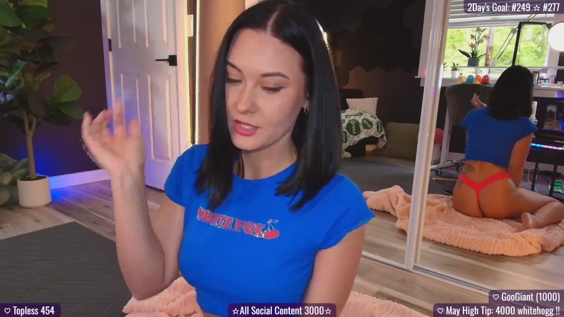 Gallery image thumbnail from addi_x's myfreecams stream on, 05/28/2025, 21:34 image 4 of 20
