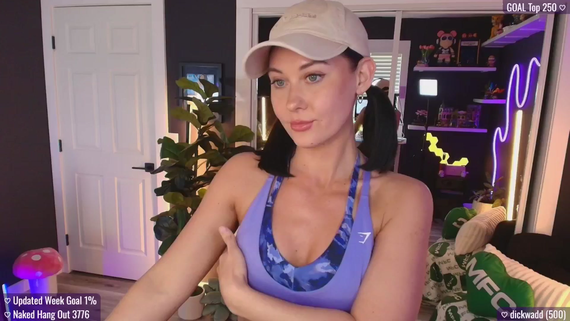 Gallery image thumbnail from addi_x's myfreecams stream on, 06/18/2025, 22:05 image 1 of 20