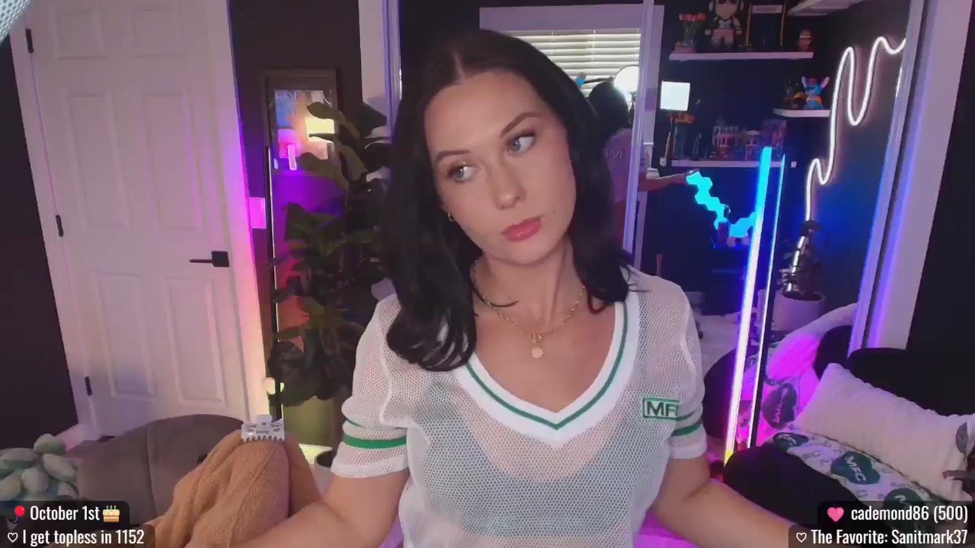Gallery image thumbnail from addi_x's myfreecams stream on, 09/09/2025, 21:30 image 14 of 20