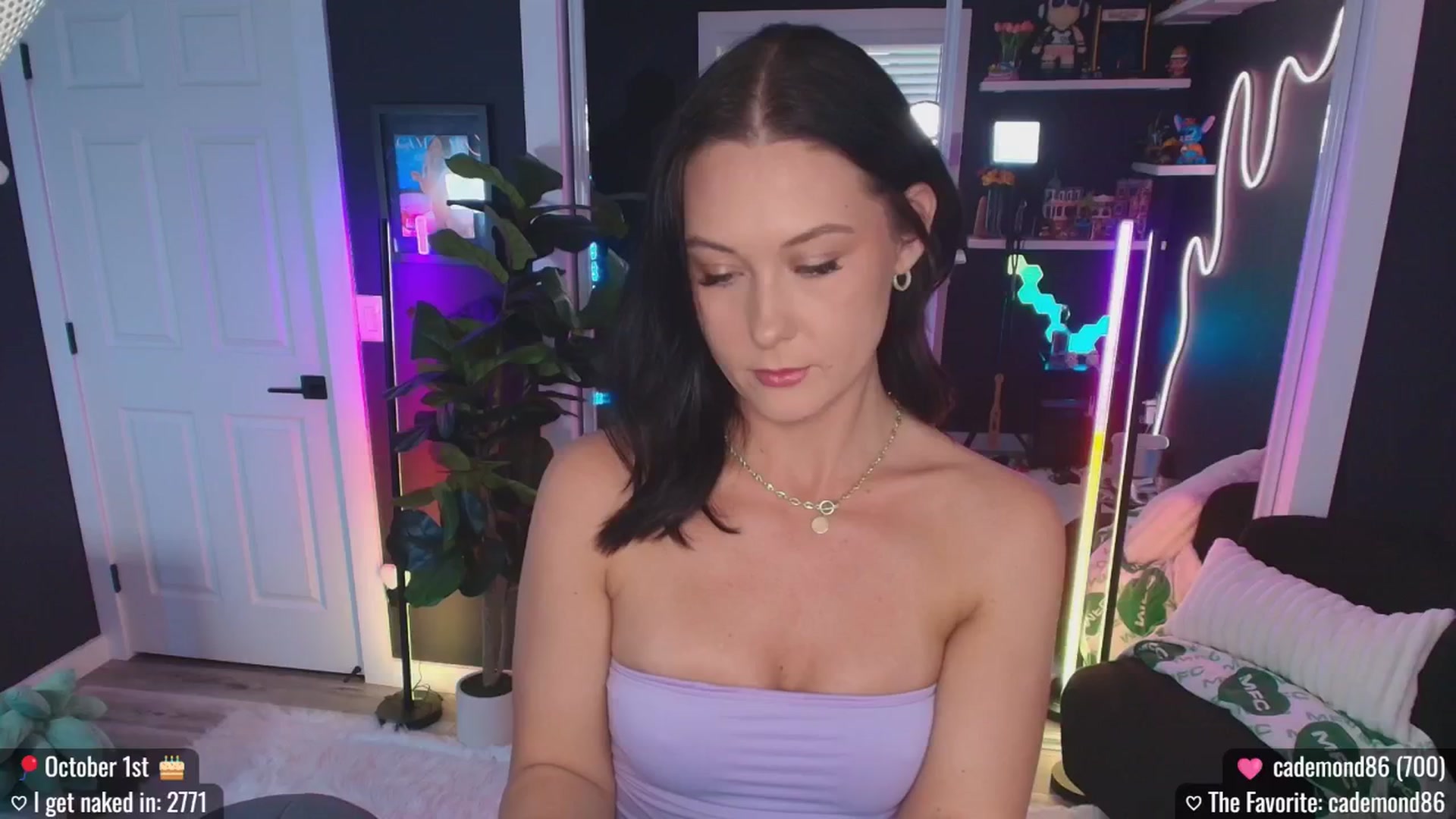 Gallery image thumbnail from addi_x's myfreecams stream on, 09/11/2025, 21:17 image 17 of 20