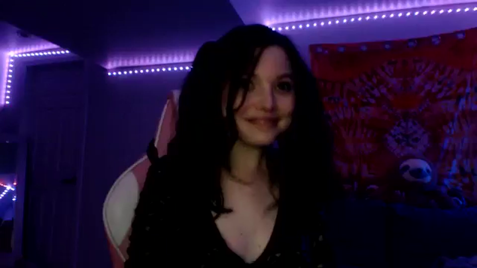 Gallery image thumbnail from adira_rose's myfreecams stream on, 08/17/2024, 05:24 image 2 of 20