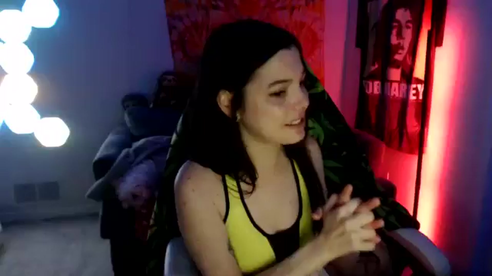 Gallery image thumbnail from adira_rose's myfreecams stream on, 09/30/2024, 24:45 image 2 of 20