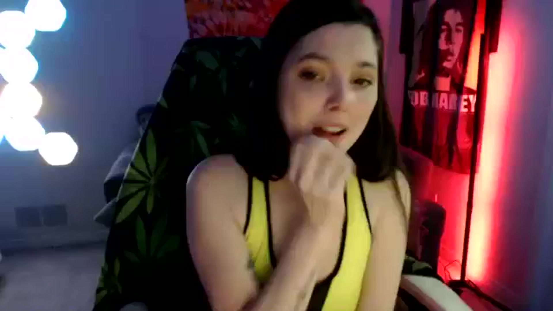 Gallery image thumbnail from adira_rose's myfreecams stream on, 09/30/2024, 24:45 image 20 of 20