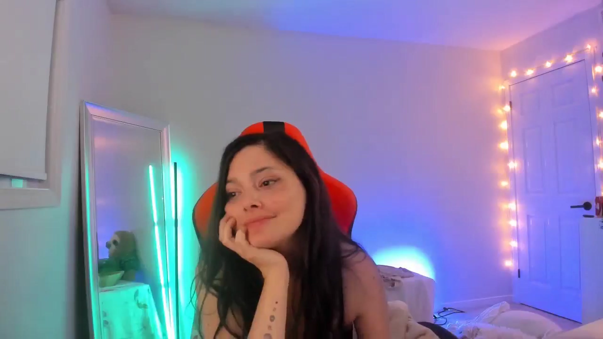 Gallery image thumbnail from adira_rose's myfreecams stream on, 08/24/2025, 08:31 image 19 of 20