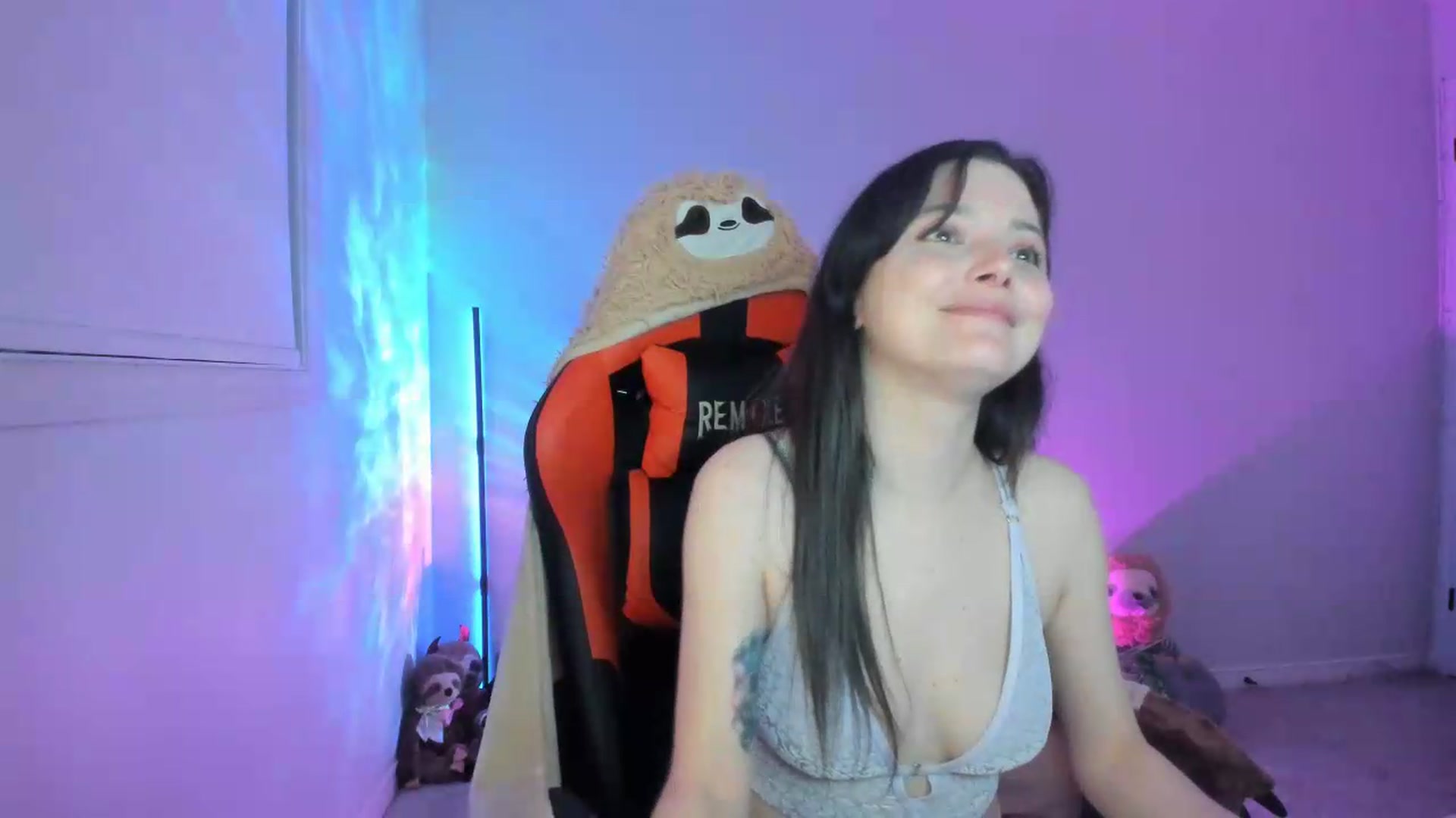 Gallery image thumbnail from adira_rose's myfreecams stream on, 05/27/2026, 03:21 image 3 of 20