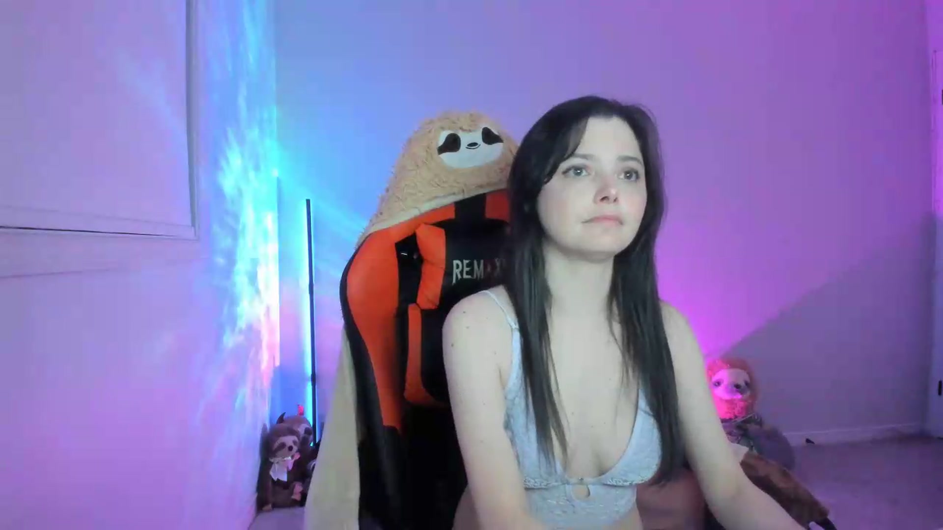 Gallery image thumbnail from adira_rose's myfreecams stream on, 05/27/2026, 03:21 image 4 of 20