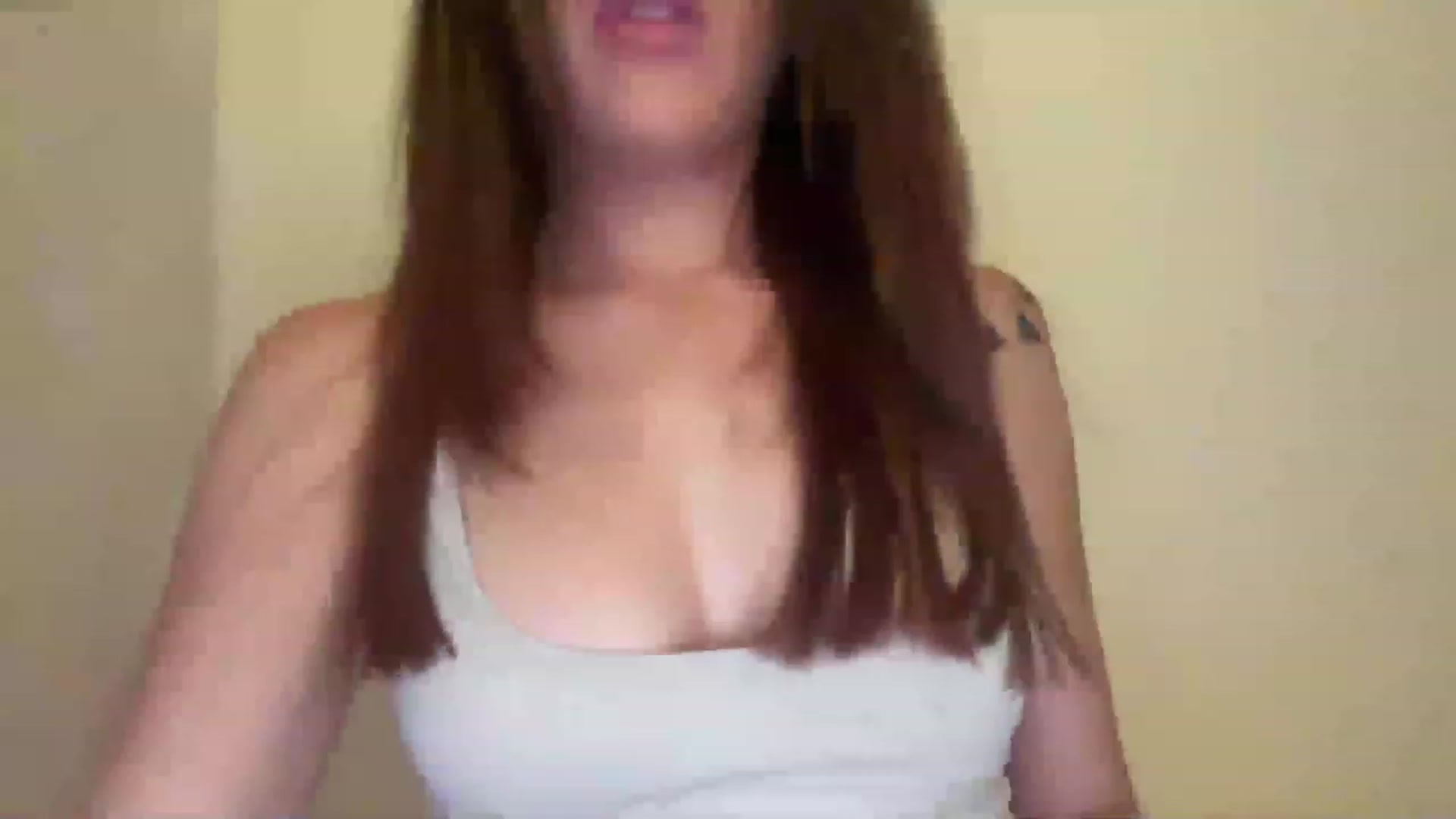 Gallery image thumbnail from adorealice's myfreecams stream on, 07/17/2023, 15:55 image 18 of 20