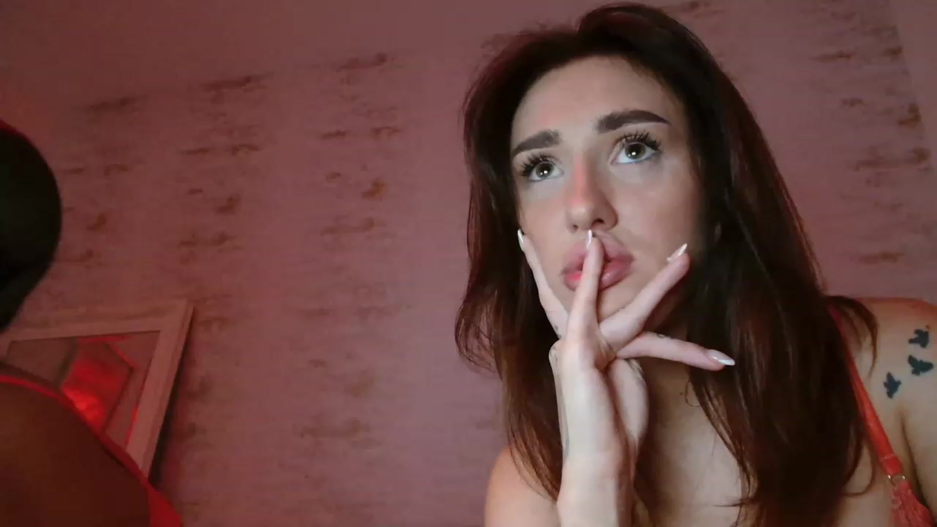 Gallery image thumbnail from adorealice's myfreecams stream on, 07/20/2023, 19:11 image 10 of 20