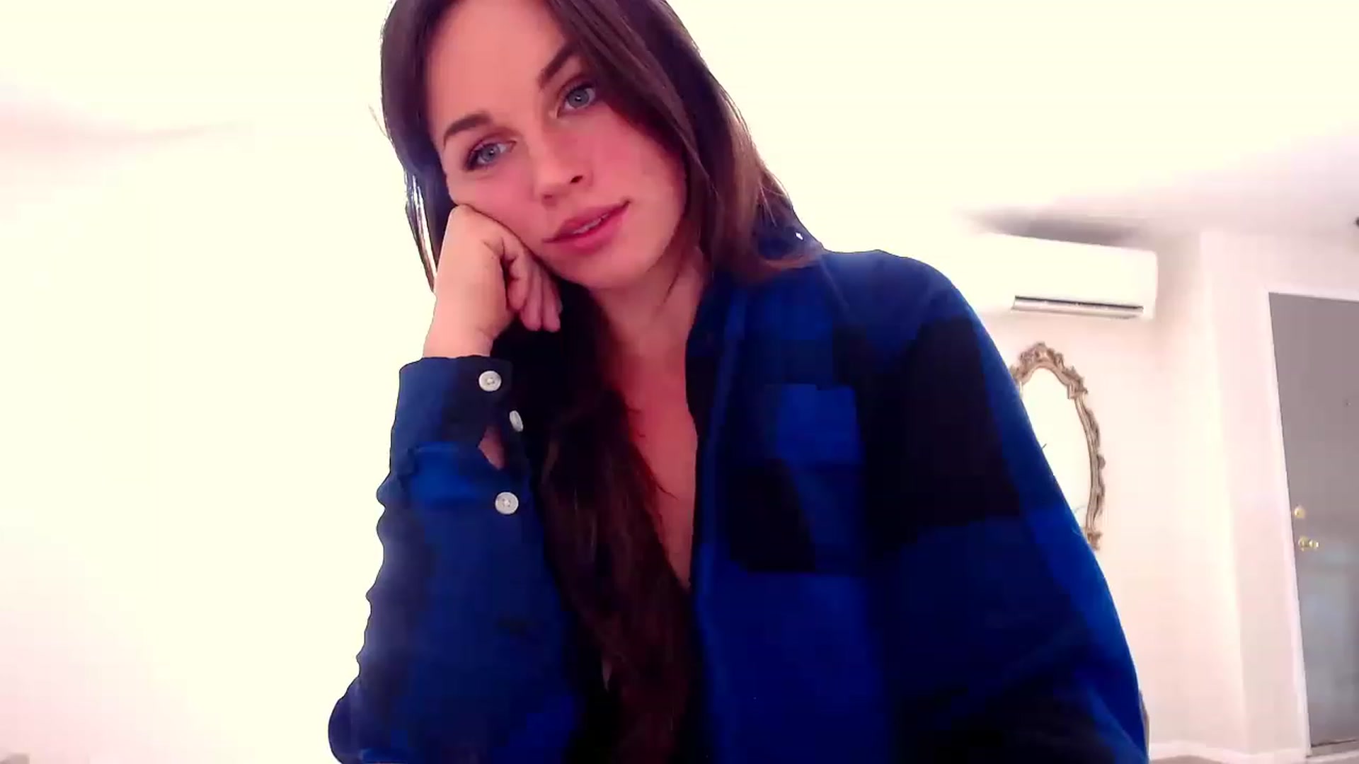 Gallery image thumbnail from adrey_'s myfreecams stream on, 11/28/2022, 21:43 image 5 of 20