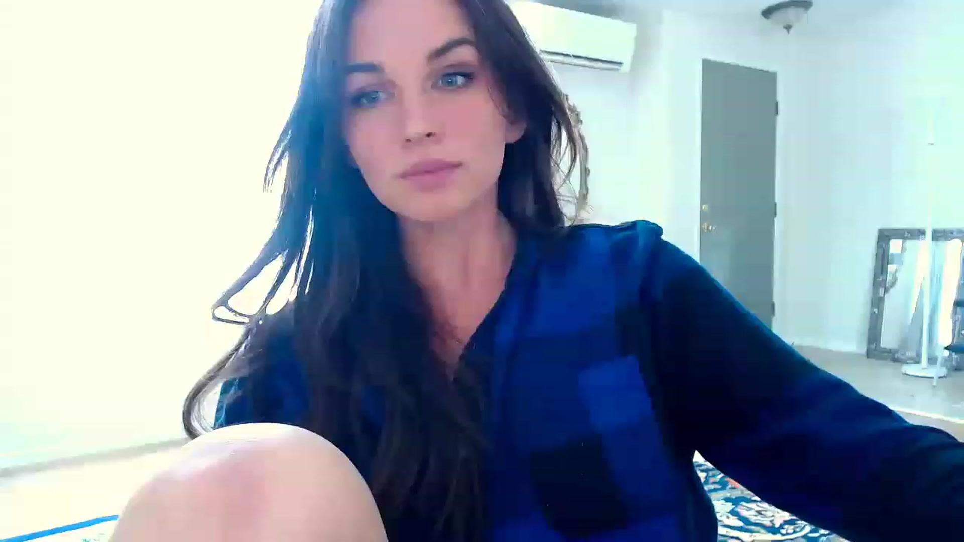 Gallery image thumbnail from adrey_'s myfreecams stream on, 11/28/2022, 21:43 image 3 of 20