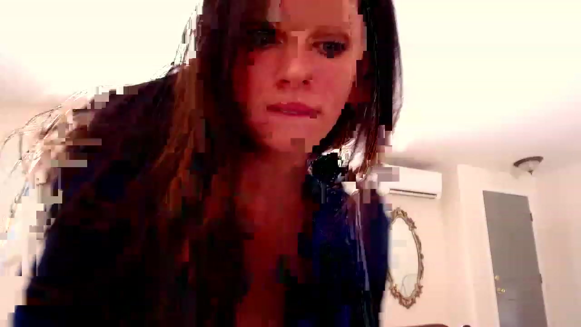 Gallery image thumbnail from adrey_'s myfreecams stream on, 11/28/2022, 21:43 image 16 of 20